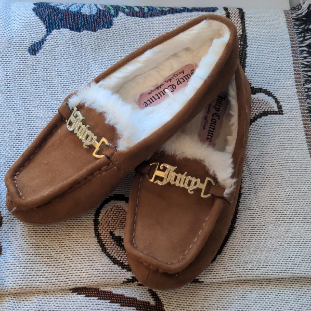 Juicy Couture Tan Moccasins with Gold Accent